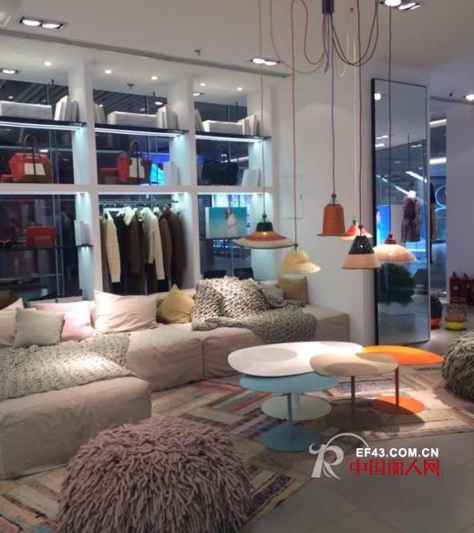 春季去哪儿买新衣服  尽在EQ:IQ北京三里屯店