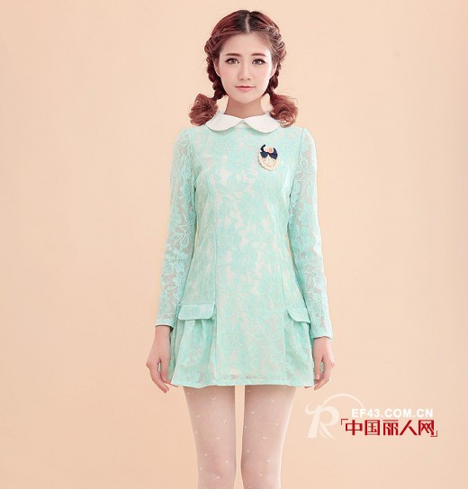 春季蕾丝连衣裙 新款蕾丝连衣裙款式搭配 什么颜色蕾丝连衣裙好看