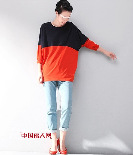 蝙蝠袖圆领印花打底衫搭配  棉布卫衣减龄装扮