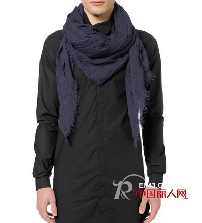 早春搭配指南 围巾来帮忙