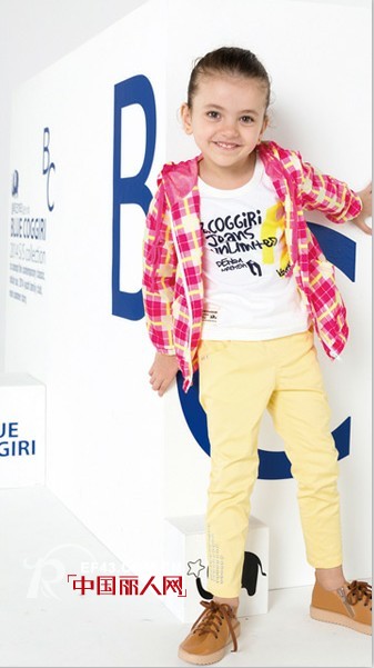 2014春夏服装怎么装扮更亮眼 韩版童装流行什么款式