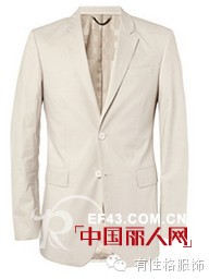 新春换新色 白色衣装的穿搭法则