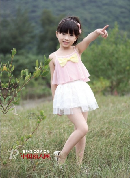 六一节送什么给孩子 拼接撞色蓬蓬裙塑造小萝莉