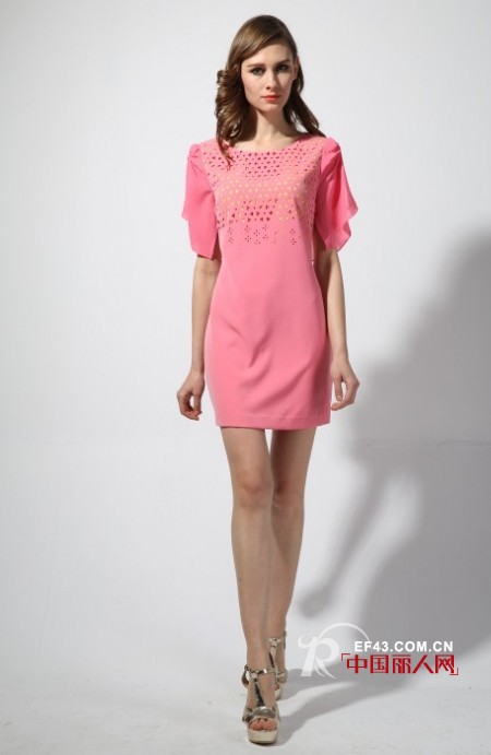 恭祝缤蔓女装品牌内蒙四子王旗店成功签约