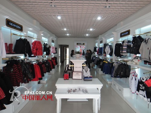 取童装店名技巧 加盟什么童装品牌比较好