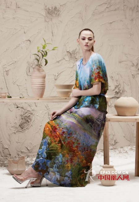 长裙怎么搭配才有气场 长裙适合什么天气穿