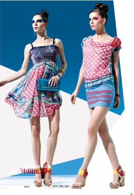 可清新可御姐 波点连衣裙的全能搭配