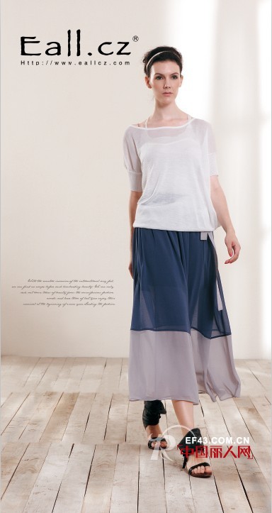 复古英伦风女装搭配 简约风格也能造就时尚