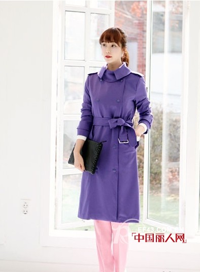 下雨天穿什么衣服 双排扣风衣搭配