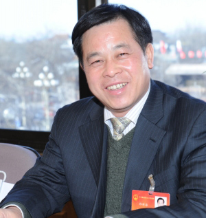 两会:纺织代表委员眼中的服装行业热点