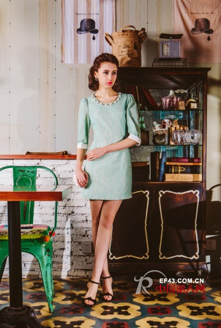 2014年流行什么颜色?薄荷绿清新婉约派look