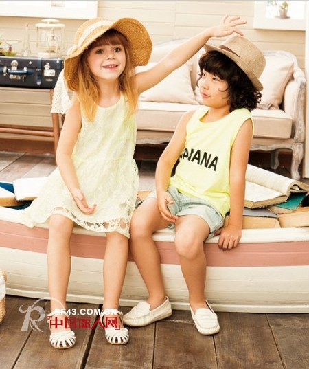 旅游带什么帽子比较好 夏天去海边带哪种帽子