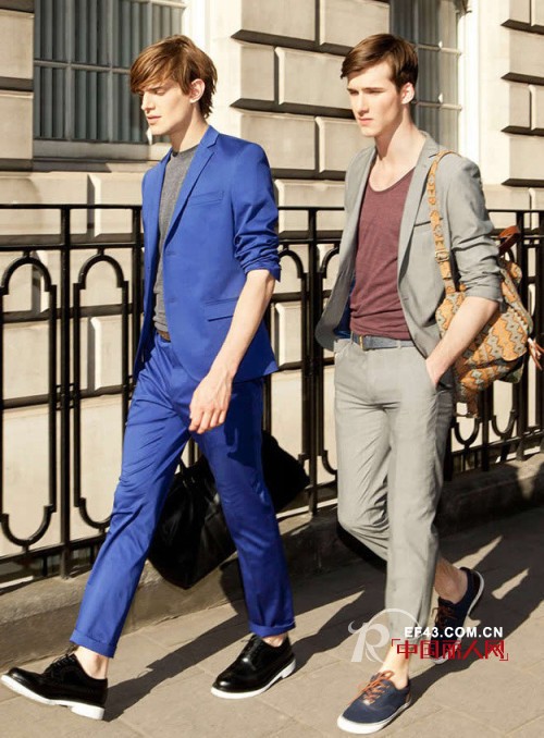 春天穿什么衣服好看 初春搭配潮流街拍