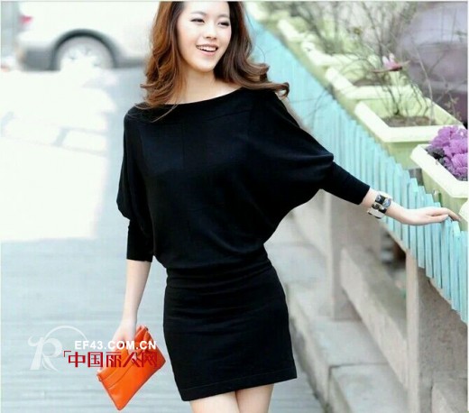 一字领修身连衣裙 春季露得也漂亮