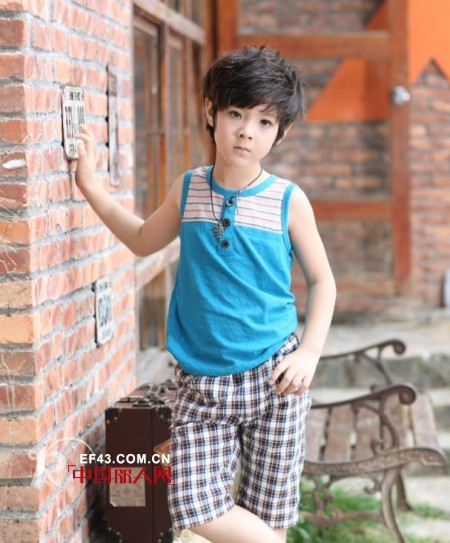 夏季背心怎么搭配 男童背心配什么面料裤子