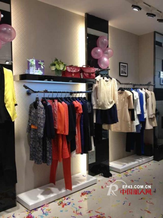 热烈庆祝红凯贝尔女装贵州遵义专卖店盛大开业