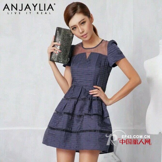 新款欧版通勤连衣裙 欧根纱网纱单品介绍