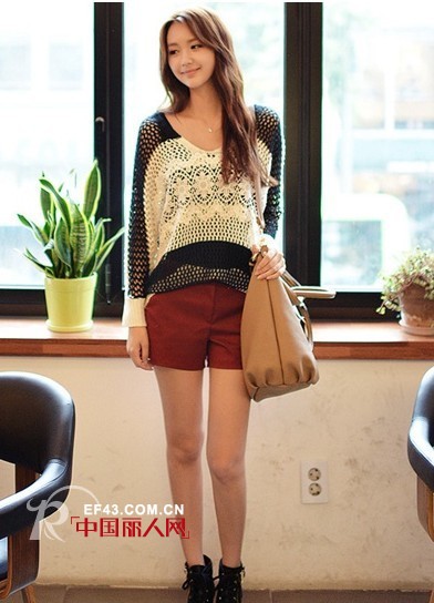 毛衣怎么搭配 宽松版型的毛衣好搭配吗