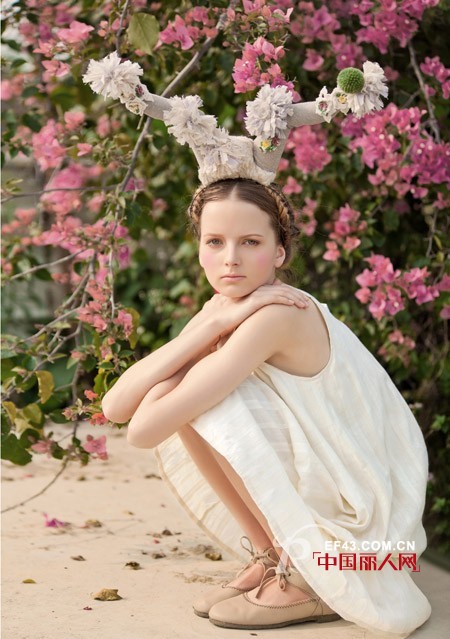 女子卉色 - Nvzhihueise