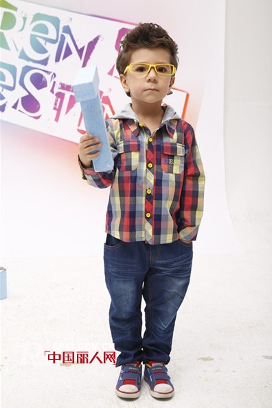 祝贺小熊B琪童装签约南宁永凯广场专柜及中山市坦洲镇专卖店