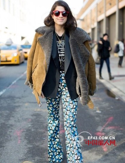 廓型厚外套什么时候穿合适 初春变天穿什么