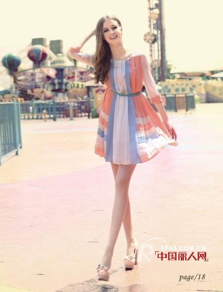 夏天画什么妆好看 夏天淡妆配什么衣服