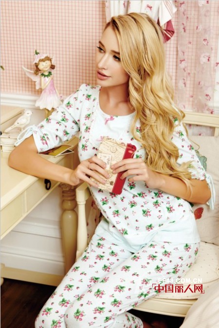 春天哪种款式的睡衣更好看 家居睡衣应该怎么选择