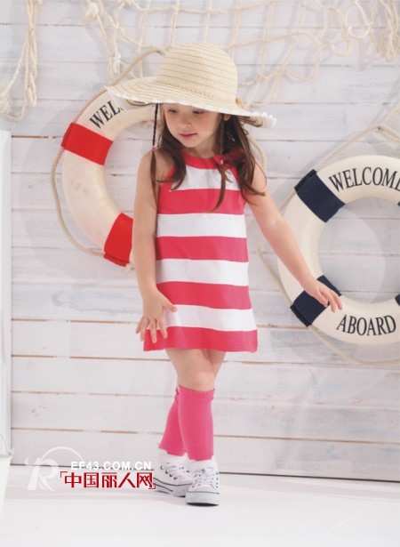 海边度假必备服装 去旅游要穿什么服装好看