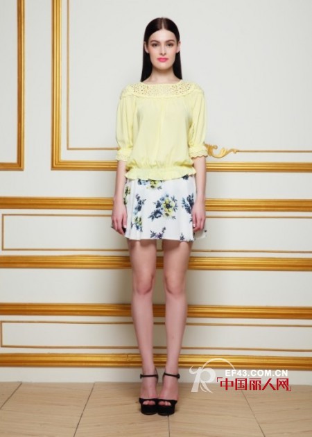 如何穿出邻家女孩风格?新款单品掀起甜美风