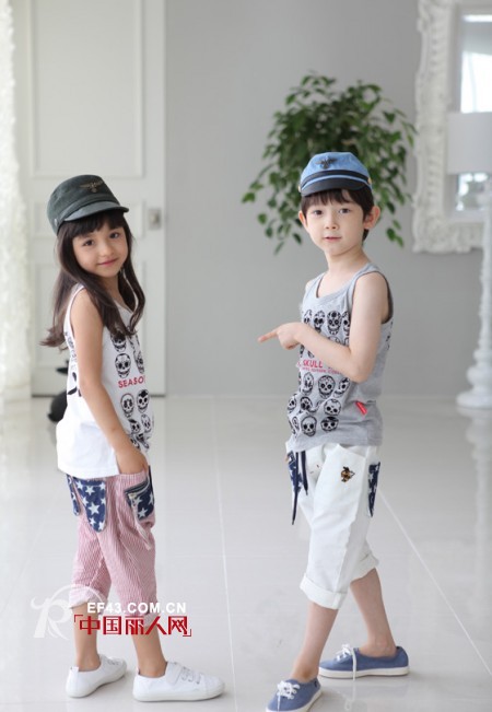 童装个性T恤搭配 韩版T恤怎么搭配
