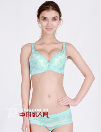 正确选择和佩戴文胸 不做自己的健康杀手