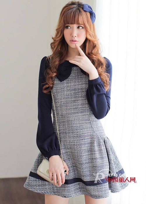 拼接连衣裙搭配 什么颜色拼接的连衣裙好看