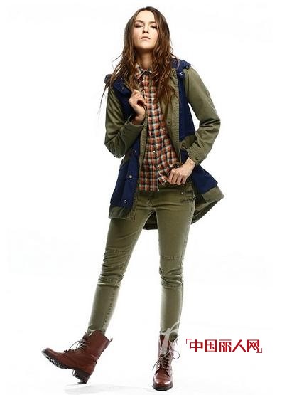 女士休闲装什么款式好看 女款棒球服怎么搭配