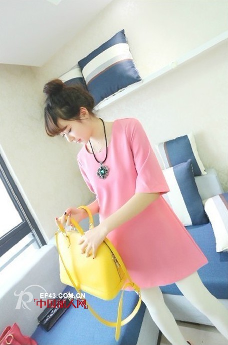 小个子女生穿什么衣服显高 小个子女生春季穿衣技巧