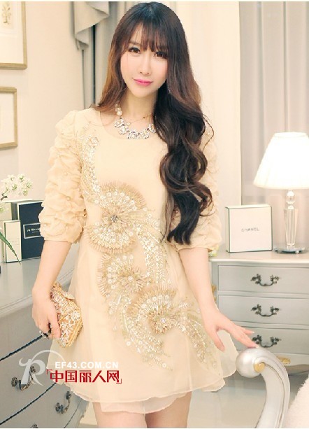 七分袖连衣裙好看吗 五分袖连衣裙是什么样子的