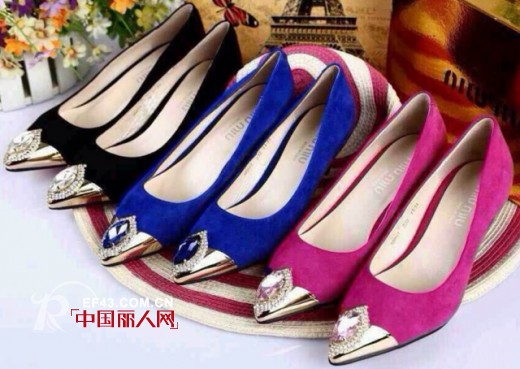 春款平底鞋哪个牌子好 品牌新款春夏平底鞋