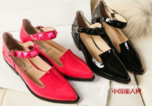 春款平底鞋哪个牌子好 品牌新款春夏平底鞋