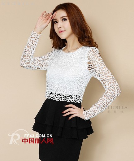 2014夏季女装时尚搭配 镂空蕾丝包臀连衣裙look