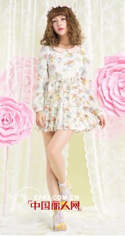 欧尚乐品巴洛克式复古印花 做舞会中的气质女王