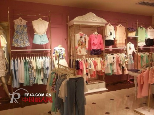 BR快时尚女装广州市番禺区大北路店开业