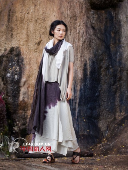 棉麻材质的连衣裙怎么穿好看 什么时候适合穿