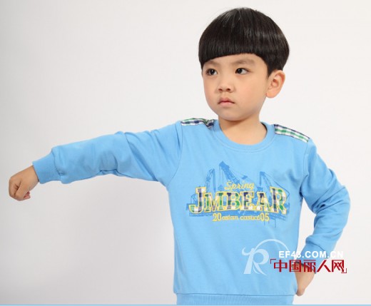 春季长T搭配 长袖T恤怎么搭配