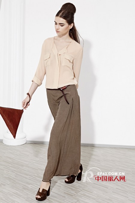 最老超模是谁 服装怎么搭配才有气质