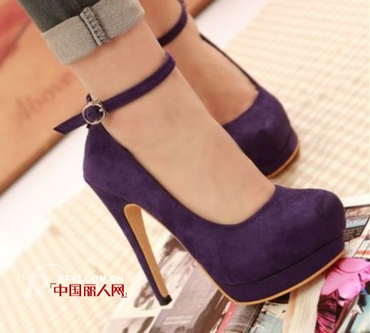 春夏季什么款式的单鞋好看 系带高跟鞋怎么搭配