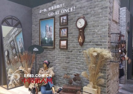 LONSDALE（龙狮戴尔）旅行装亮相CHIC 2014秋冬订货会同期举行