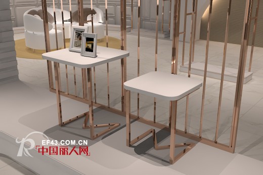 热烈庆祝蔓露卡时尚女装店铺形象全新升级