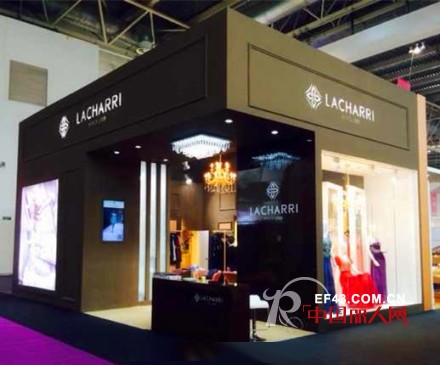 LACHARRI高端礼服优雅亮相北京服博会