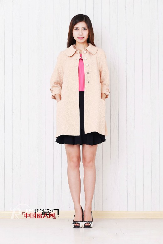 1727时尚女装——季节交替之际,外套搭出新春魅力