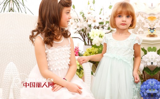 热烈祝贺小熊B琪成功签约西安新城区专卖店