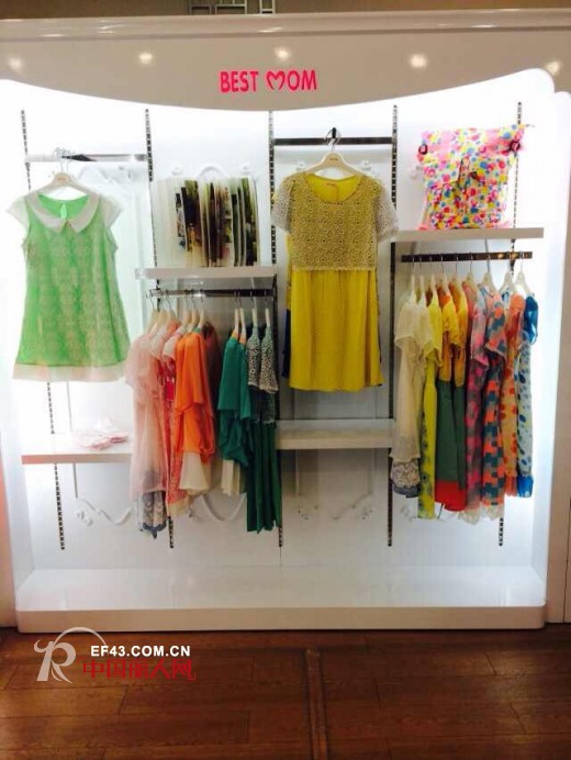 热烈祝贺摩登妈咪广州新塘专卖店隆重开业